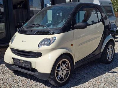 Second-hand Smart ForTwo Coupé Pure 54 CP (39 kW) 2002 Alb Coupe