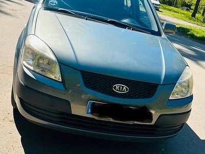 Usata Kia Rio 97 CV (71 kW) 2009 Grigio Berlina