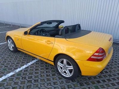 Gebraucht Mercedes SLK200 136 PS (100 kW) 1997 Gelb Cabrio