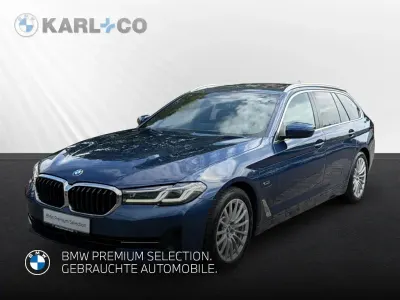 Gebraucht BMW 530e Sport Line 292 PS (214 kW) 2022 Blau Kombi