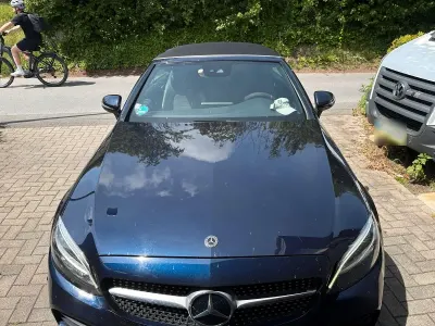 Gebraucht Mercedes C200 AMG line 184 PS (135 kW) 2019 Blau Cabrio
