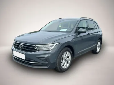 Gebraucht VW Tiguan Life 150 PS (110 kW) 2022 Grau SUV