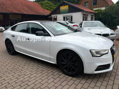 Gebraucht Audi A5 Ambiente 190 PS (139 kW) 2015 Weiß Coupé