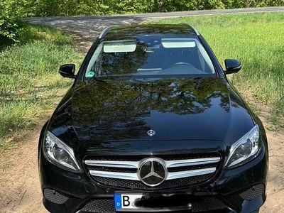 Gebraucht Mercedes C300 245 PS (180 kW) 2019 Schwarz Kombi