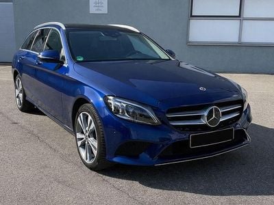 Gebraucht Mercedes C220 194 PS (142 kW) 2019 Blau Kombi