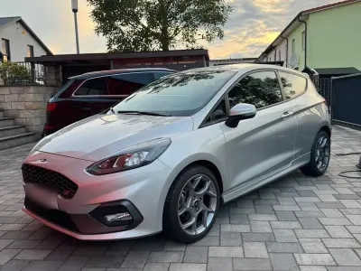 Gebraucht Ford Fiesta Performance Edition 200 PS (147 kW) 2019 Silber Kleinwagen