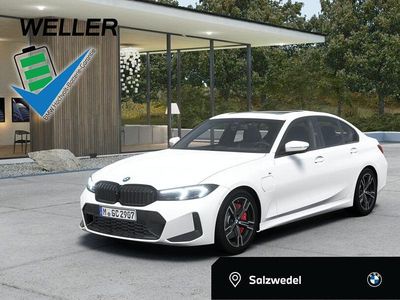 Gebraucht BMW 330e M Sport 292 PS (214 kW) 2025 Alpinweiss iii (weiß) Limousine