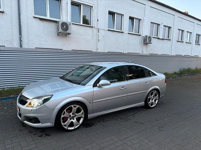 Second-hand Opel Vectra GTS 230 CP (169 kW) 2006 Argintiu Berlinǎ