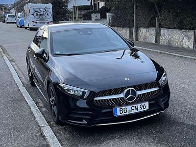 Schwarz Gebraucht 2019 Mercedes A200 AMG line Limousine | 23.900 € (Fairer Preis)