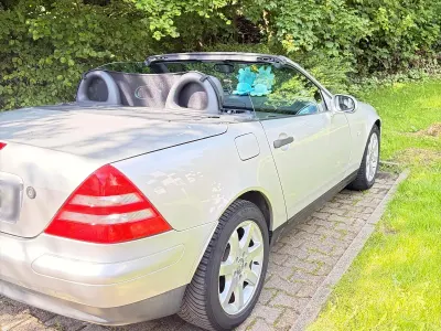 Gebraucht Mercedes SLK200 136 PS (100 kW) 1998 Silber Cabrio