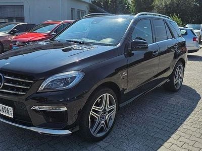 Gebraucht Mercedes ML63 AMG AMG 525 PS (386 kW) 2012 Schwarz SUV