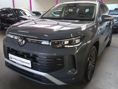 Grau Gebraucht 2025 VW Tayron Life SUV | 40.849 €