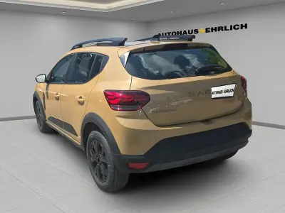 Neu Dacia Sandero Extreme 110 PS (80 kW) 2025 Beige ochre Kleinwagen