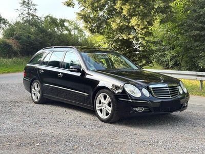Mercedes E200