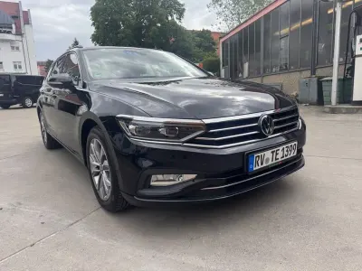 Gebraucht VW Passat Business 150 PS (110 kW) 2021 Schwarz Kombi