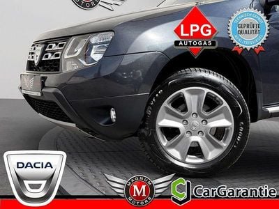 Gebraucht Dacia Duster Prestige 105 PS (77 kW) 2014 Grau SUV