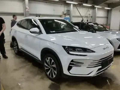 Używany BYD Seal U Design 324 KM (238 kW) 2025 Biały SUV