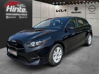 H8g) dark penta metal m (schwarz Gebraucht 2024 Kia Ceed Vision Kleinwagen | 22.875 € (Fairer Preis)