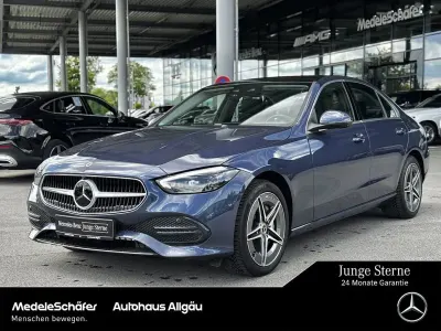 Gebraucht Mercedes C300e AMG 360 PS (264 kW) 2024 Lack sodalithblau (metallic) Limousine