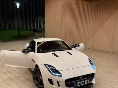 Gebraucht Jaguar F-Type R 551 PS (405 kW) 2018 Weiß