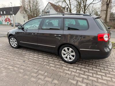 Braun Gebraucht 2008 VW Passat Comfortline Kombi | 6.600 € (Teuer)