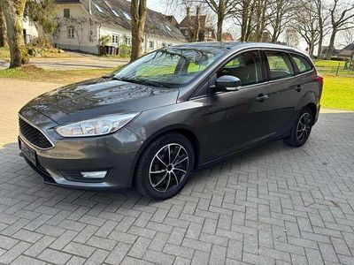 Usata Ford Focus Business Edition 120 CV (88 kW) 2016 Grigio Station wagon