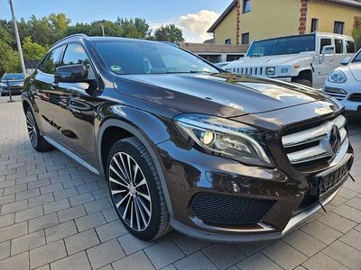 Orientbraun metalliclack Gebraucht 2016 Mercedes GLA250 AMG SUV | 22.650 € (Fairer Preis)