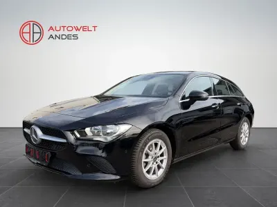 Gebraucht Mercedes CLA180 Shooting Brake 136 PS (100 kW) 2023 Schwarz Kombi