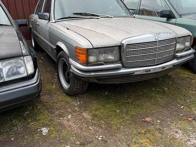 Usata Mercedes 450 218 CV (160 kW) 1976 Argento Berlina