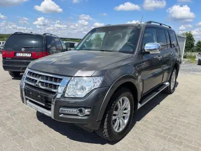 Gebraucht Mitsubishi Pajero 190 PS (139 kW) 2018 Grau SUV