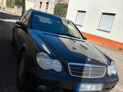 Mercedes C180