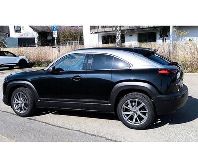 Begagnad Mazda MX30 106 kW (145 HK) 2021 Svart SUV