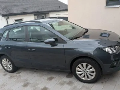 Używany Seat Arona Style 116 KM (85 kW) 2020 Szary SUV