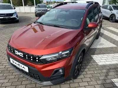 Nowe Dacia Jogger Journey 109 KM (80 kW) 2026 Brązowy Minivan