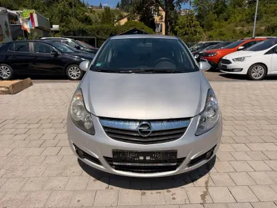Gebraucht Opel Corsa Edition 87 PS (63 kW) 2010 Starsilber iii m2 Kleinwagen