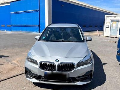 Gebraucht BMW 218 190 PS (139 kW) 2019 Silber Kombi