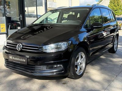 Deep black perleffekt Gebraucht 2019 VW Touran Pro Van / Kleinbus | 17.490 € (Guter Preis)