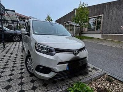 Gebraucht Toyota Proace City City 131 PS (96 kW) 2021 Beige Van / Kleinbus
