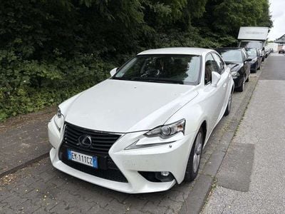 Lexus IS300h