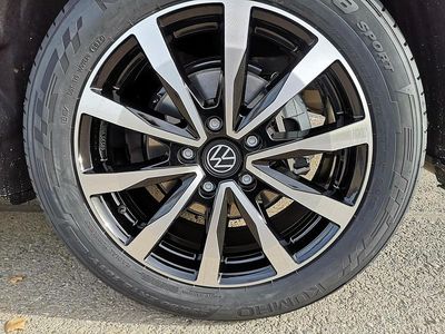 Neu VW Multivan Comfortline 179 PS (131 kW) 2026 Indiumgrau metallic Van