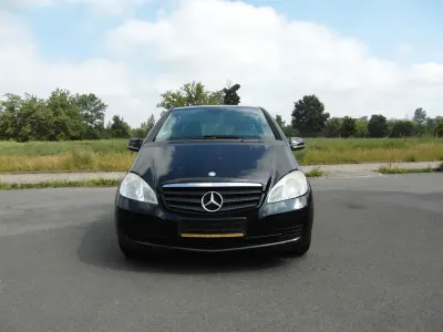 Gebraucht Mercedes A160 95 PS (69 kW) 2010 Schwarz Limousine