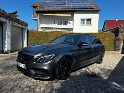 Mercedes C63 AMG