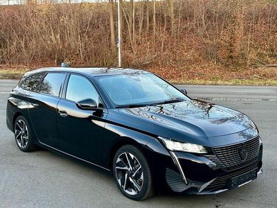 Schwarz Gebraucht 2023 Peugeot 308 SW Allure Kombi | 16.840 € (Guter Preis)