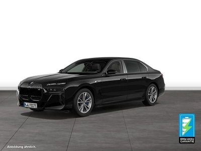 Usata BMW M760e M Sport 571 CV (419 kW) 2025 Nero Berlina