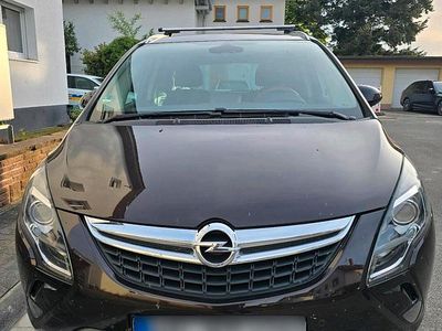 Second-hand Opel Zafira 170 CP (125 kW) 2015 Maro Monovolum