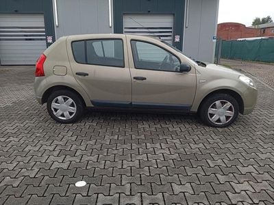 Gebraucht Dacia Sandero Ambiance 75 PS (55 kW) 2009 Beige Kleinwagen