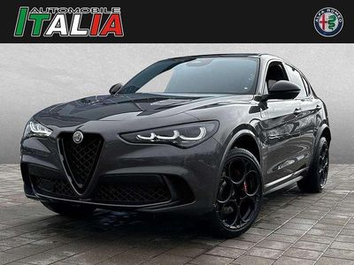 Grigio vesuvio Neu 2026 Alfa Romeo Stelvio Quadrifoglio SUV | 93.670 € (Teuer)