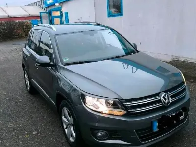 Gebraucht VW Tiguan Sport 125 PS (91 kW) 2014 Grau SUV