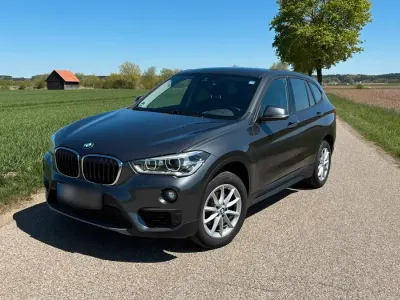 Używany BMW X1 Advantage 136 KM (100 kW) 2017 Szary SUV