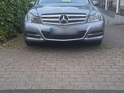 Mercedes C180